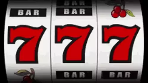 Casino77 Slot Machine: Triple 7 Jackpot