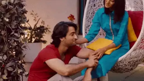 Devakshi: Shaheer Sheikh & Erica Fernandes Moment