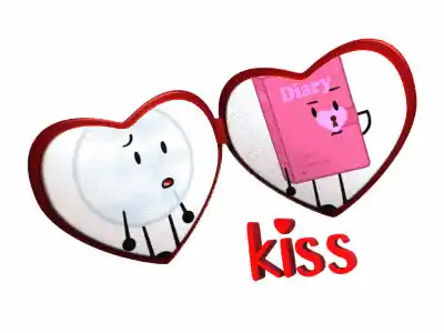 Eee Moonstone & Diary Heart Locket Kiss