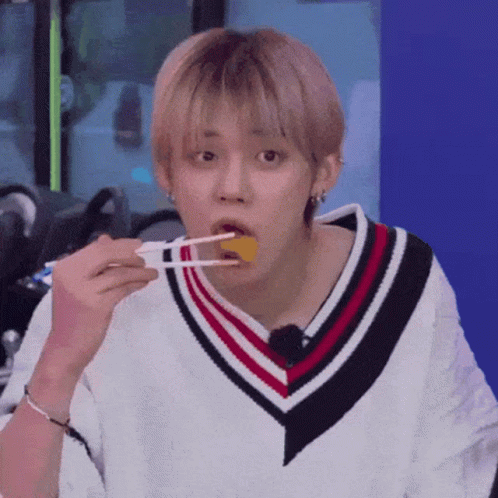 TXT Yeonjun's Funny Eating Moment