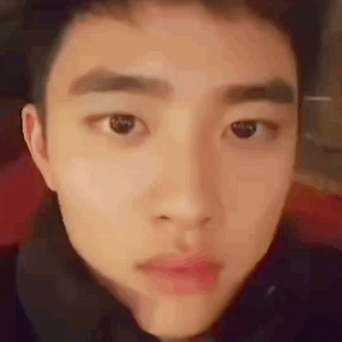 Kyungsoo's Funny Reaction Close-Up