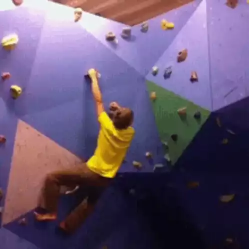 Funny Wall Climbing Fail