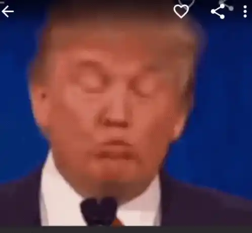 Tr Chump Makes a Funny Face